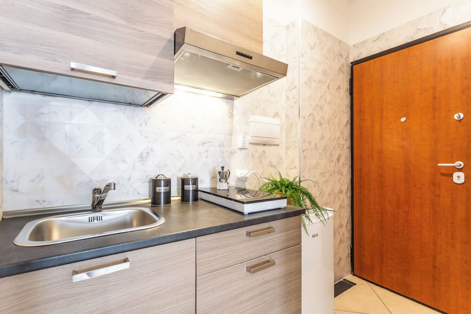 Double Room, Balcony | In-room dining