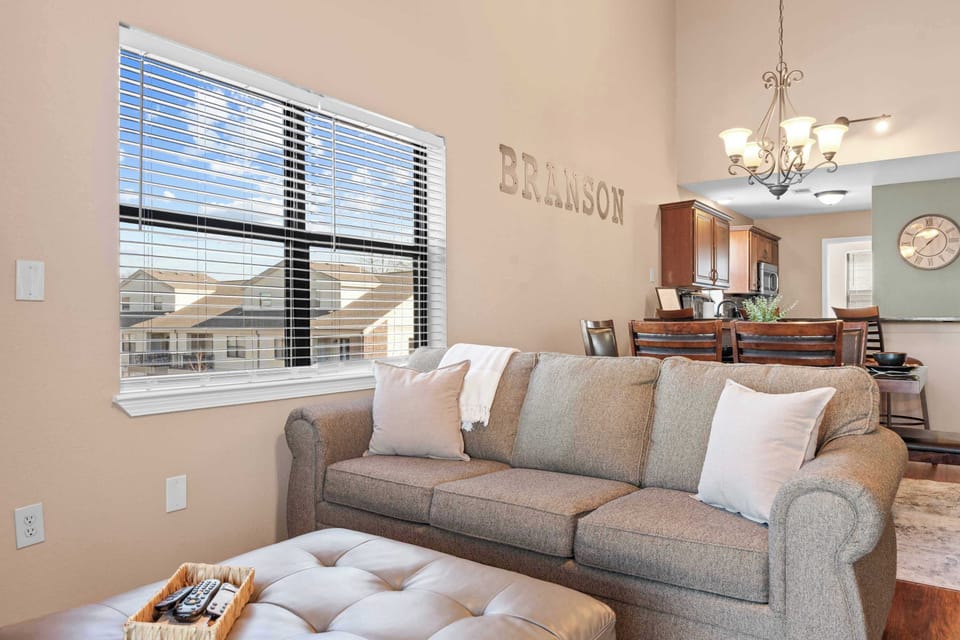 Condo, Multiple Beds, Fireplace (Branson Blessing) | Living area | 42-inch flat-screen TV with digital channels, fireplace