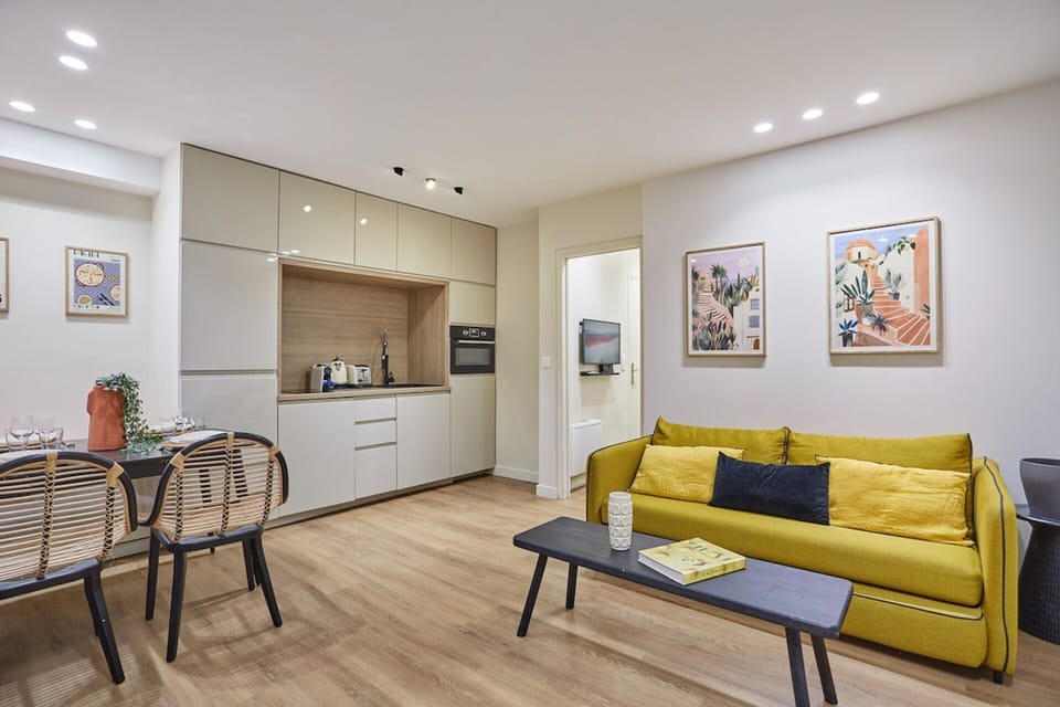Apartment | Living area