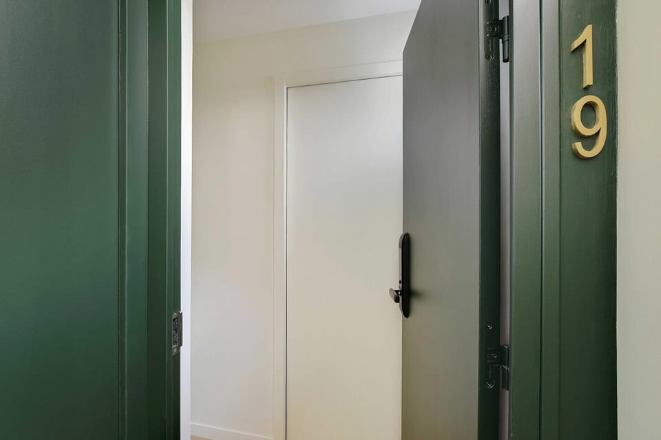 Apartment | Reception