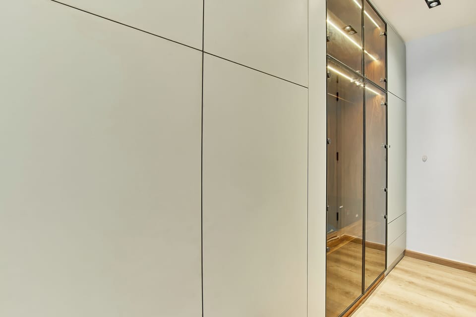 Premium Apartment, 2 Bedrooms, Canal View | 2 bedrooms, premium bedding, in-room safe, blackout drapes