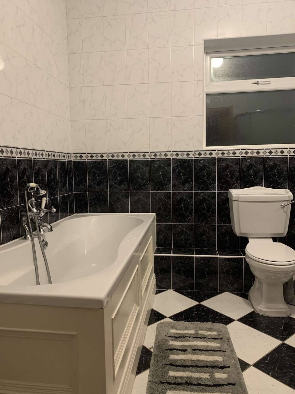 Room, 1 Bedroom | Bathroom