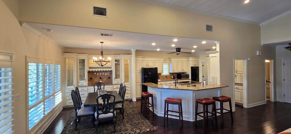 Dining room and kitchen bar