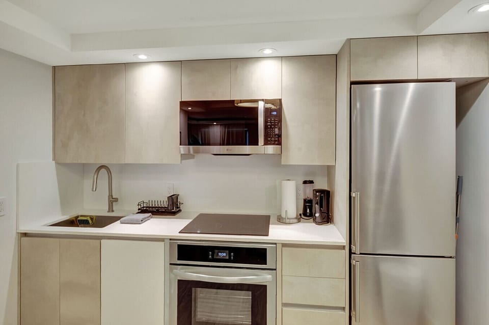 Fully-Equipped Kitchen