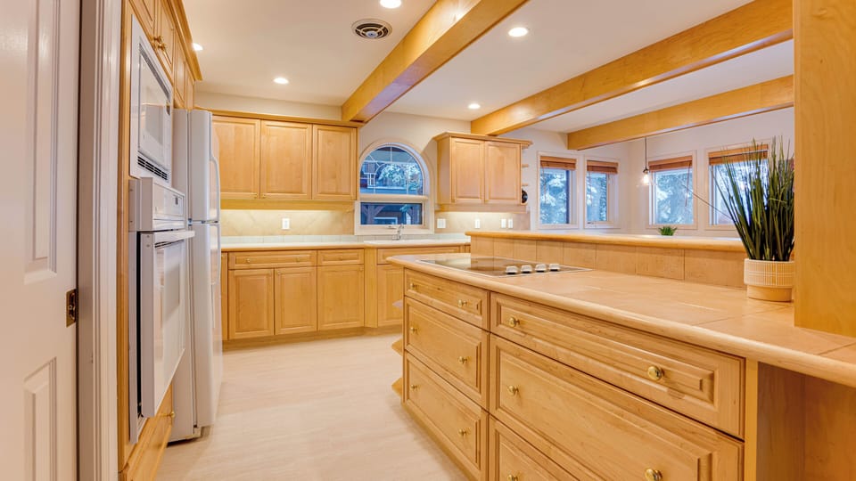 Full Kitchen 