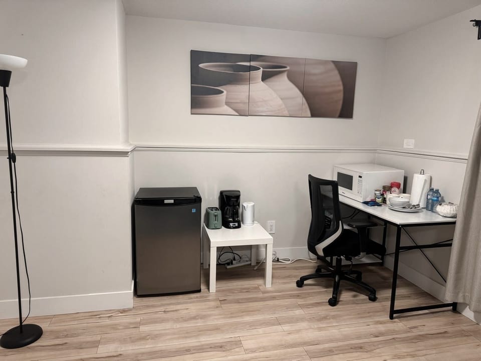 Mini Kitchen and Dining Area.