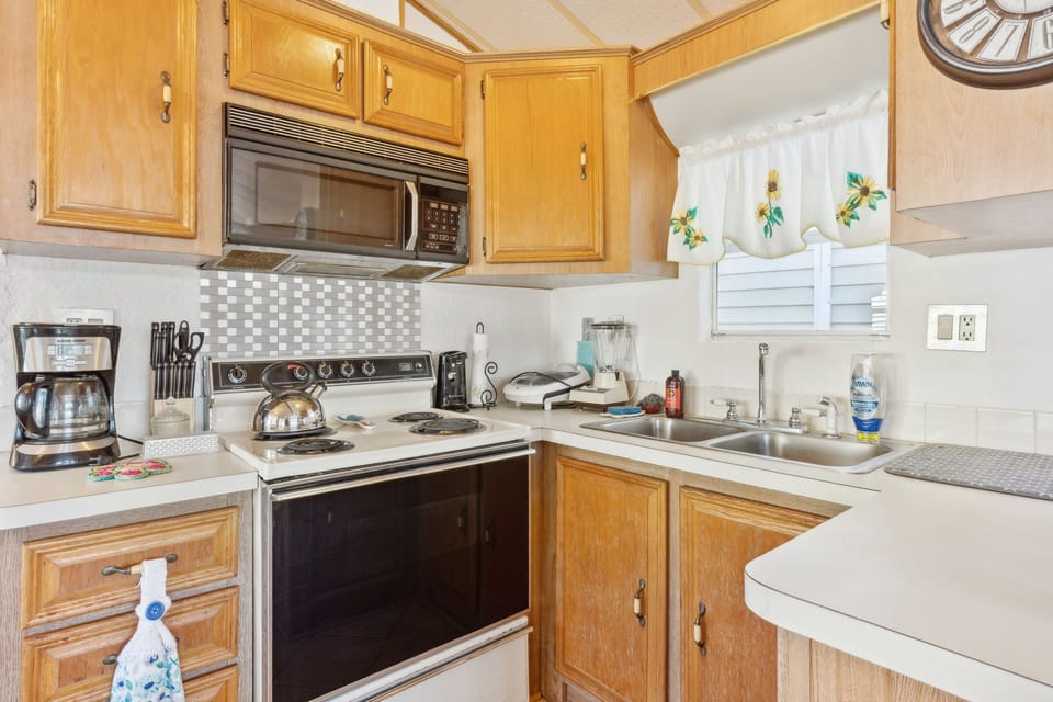Indoors, Kitchen, Microwave, Oven, Sink