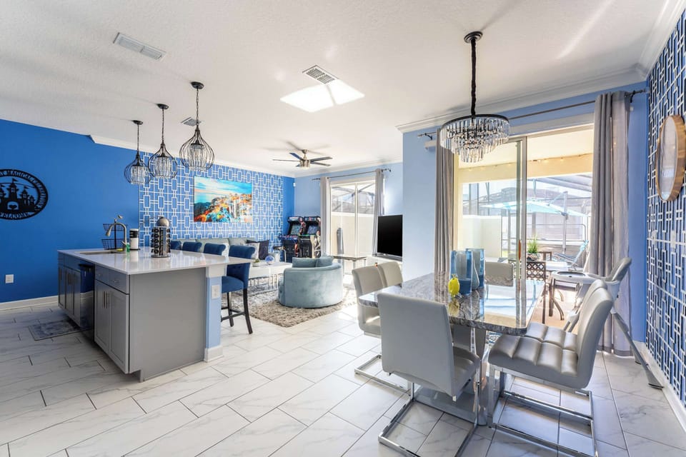 Living and Dining Area