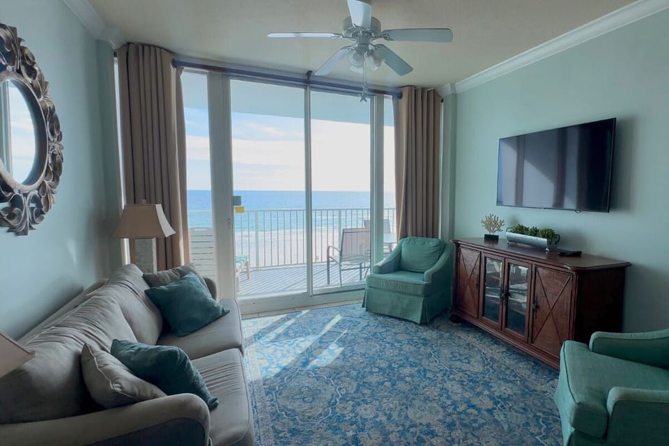Living Room with floor to ceiling glass.