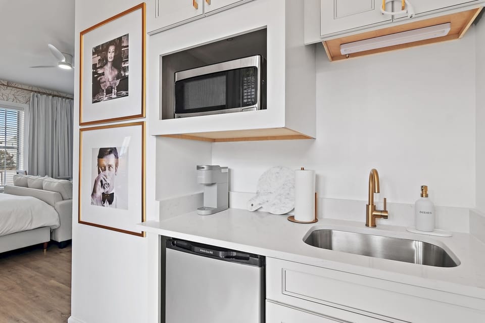 Kitchenette