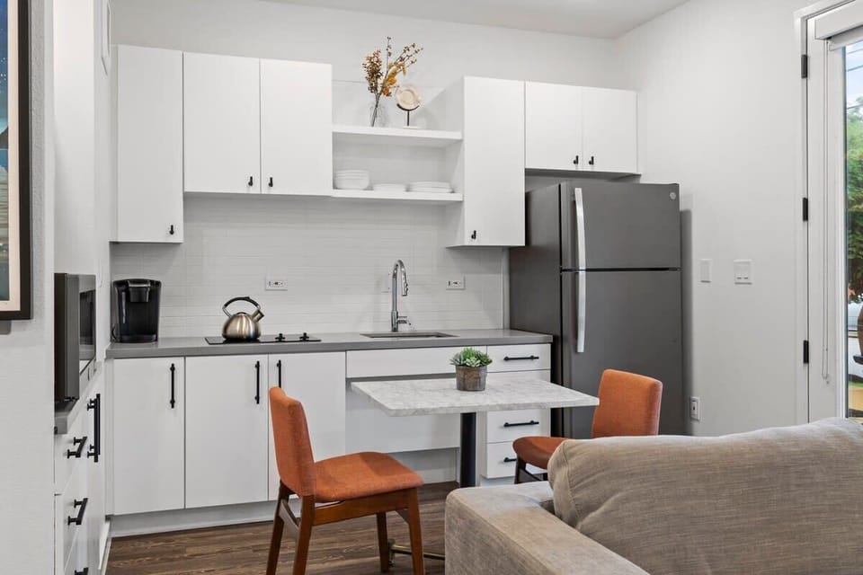 Dining area and kitchenette