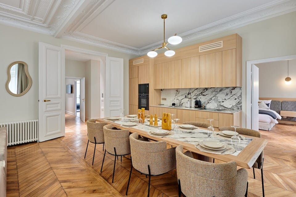 Apartment | Dining