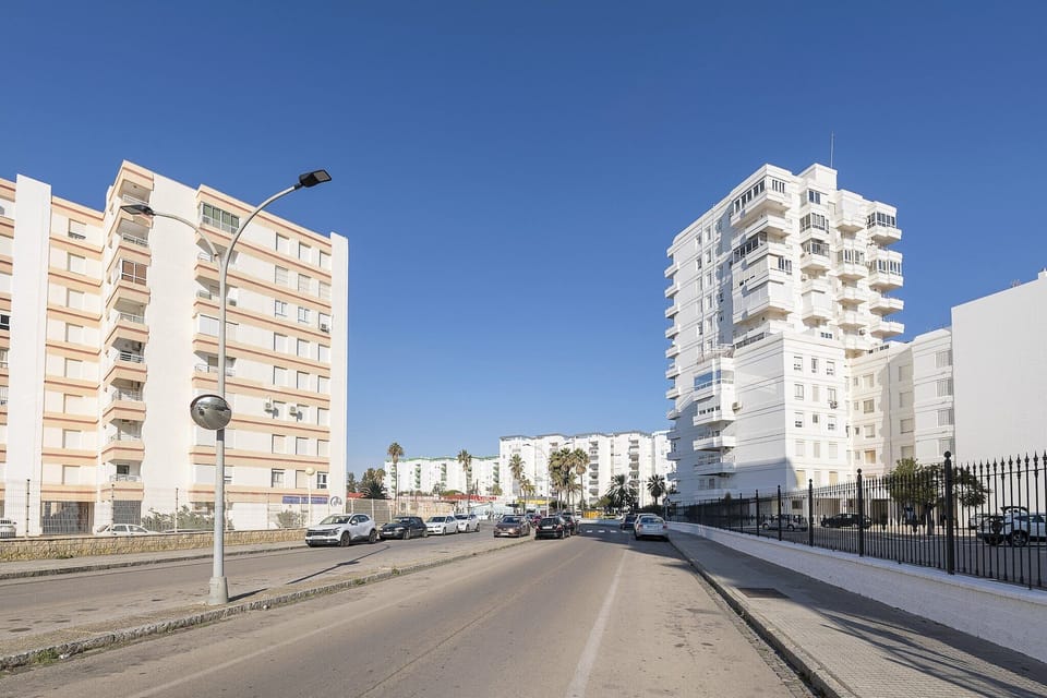 Surroundings [summer] (1-5 km)