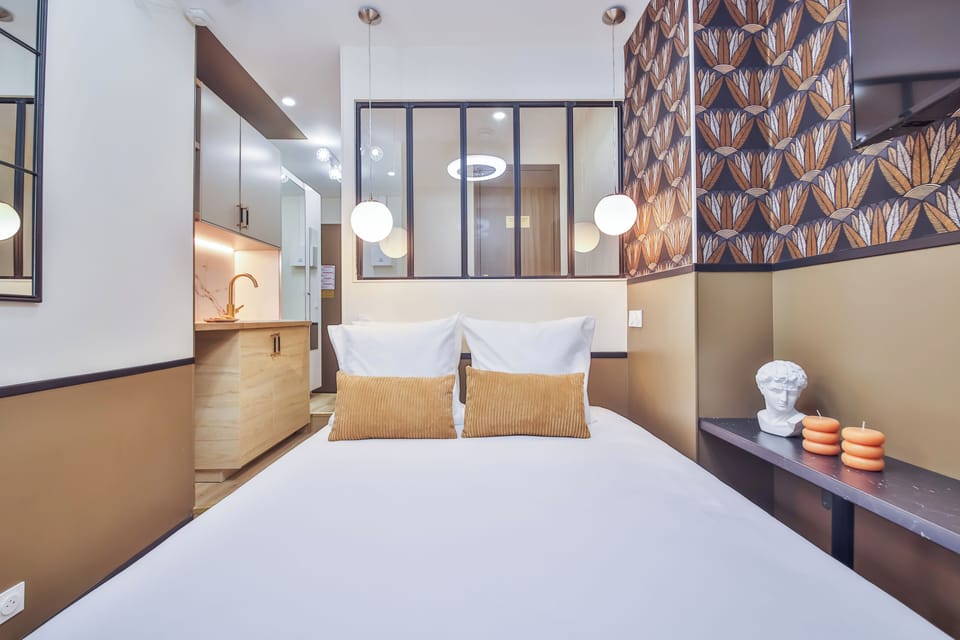 Studio | In-room safe, iron/ironing board, free WiFi