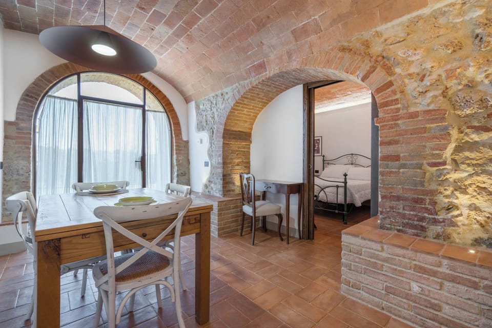 Apartment, Courtyard View | Private kitchen | Fridge, microwave, stovetop, dishwasher