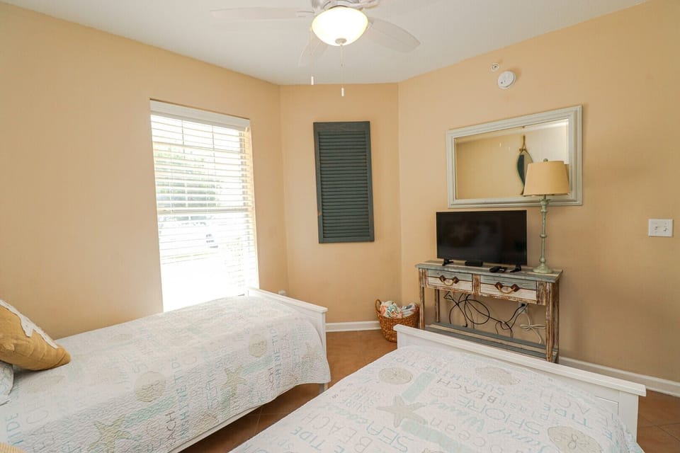 St. Augustine Beach Rentals Guest Bedroom
