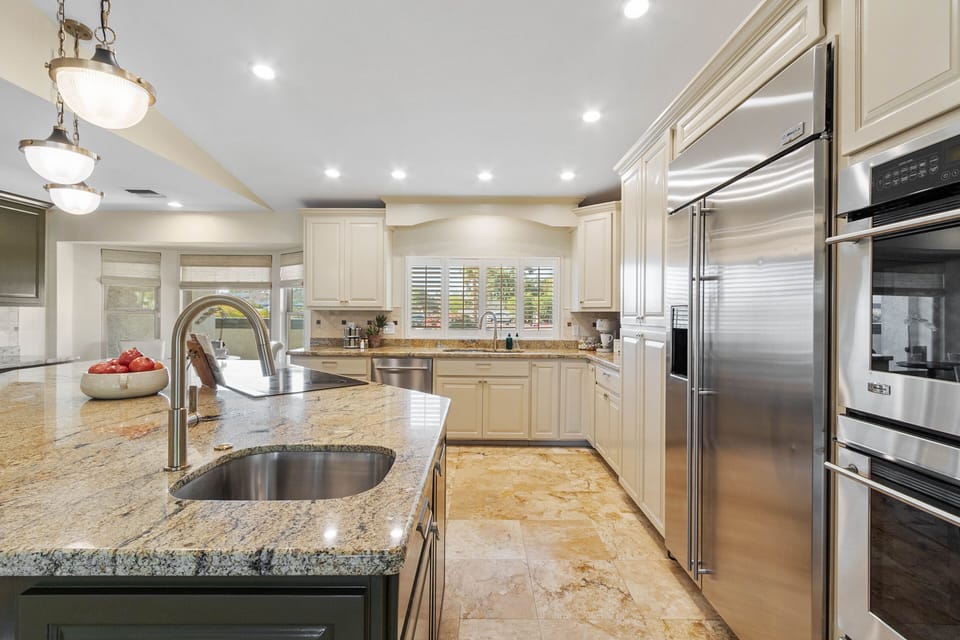 Second sink in kitchen