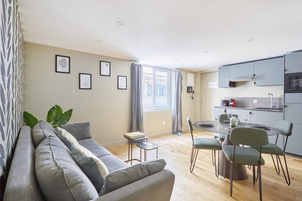 Apartment | Living area