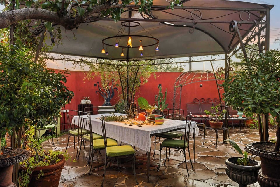 An intimate courtyard where every meal turns into a moment.