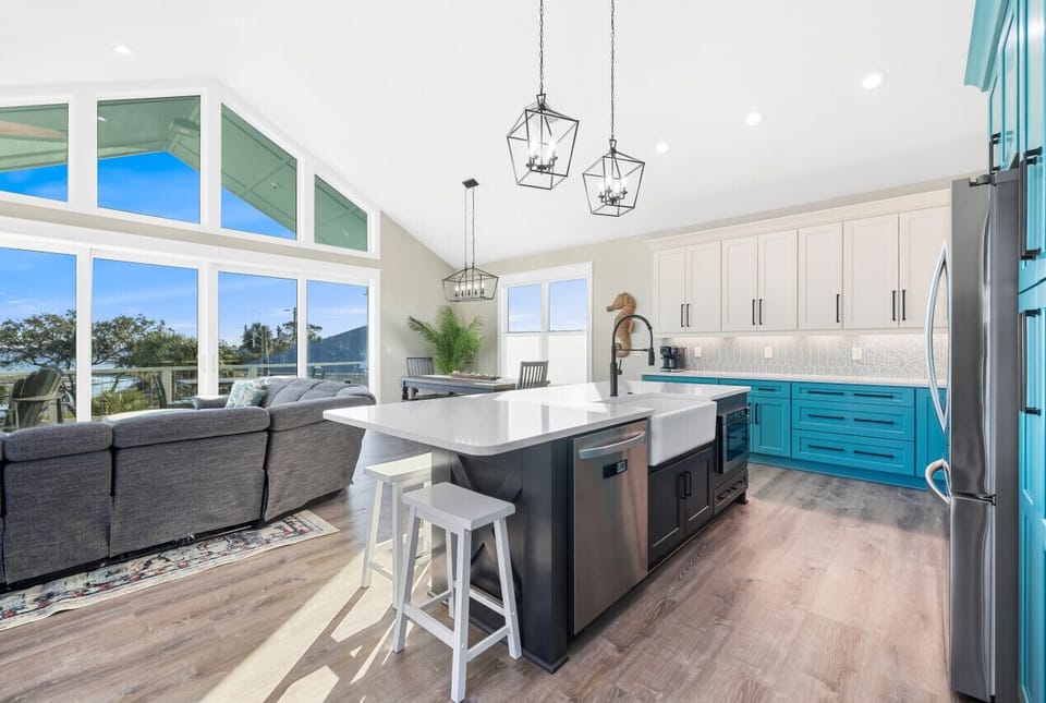 The open floor plan is great for large groups