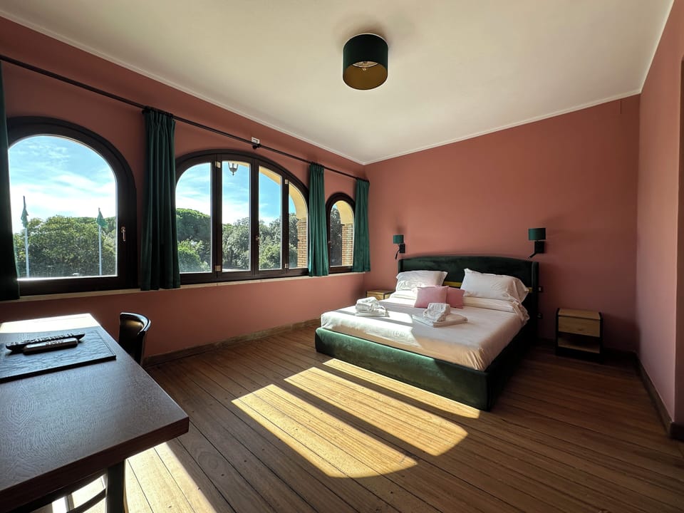 Superior Double Room, Garden View | Premium bedding, down comforters, desk, laptop workspace
