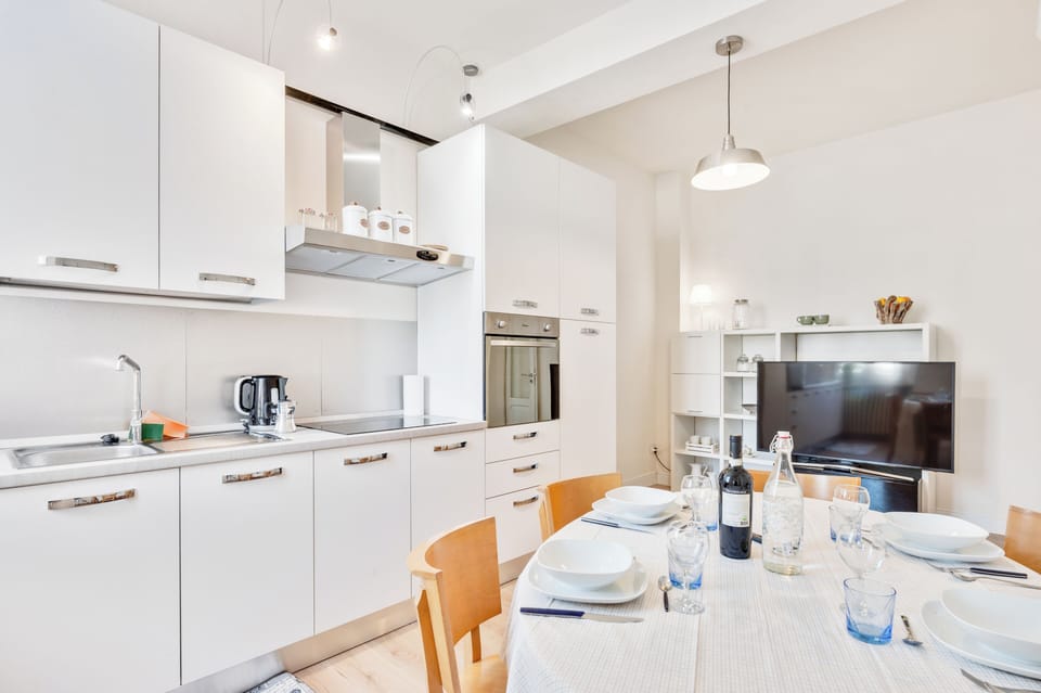 Comfort Apartment, Balcony, Garden View | Minibar, individually furnished, desk, blackout drapes