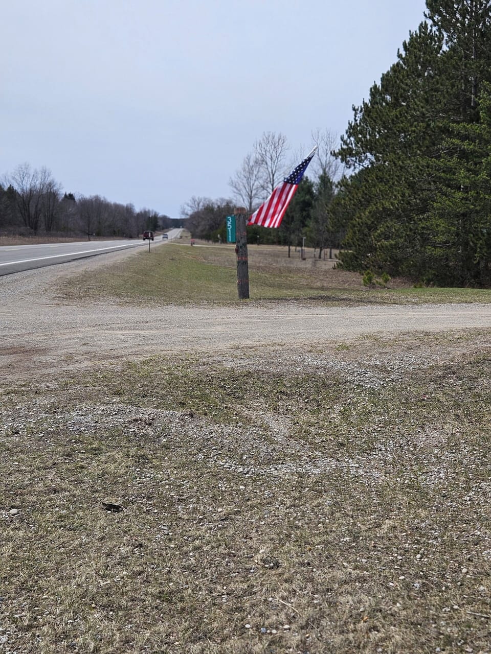 Entrance to the "lake house" from M-37 coming from the north.
