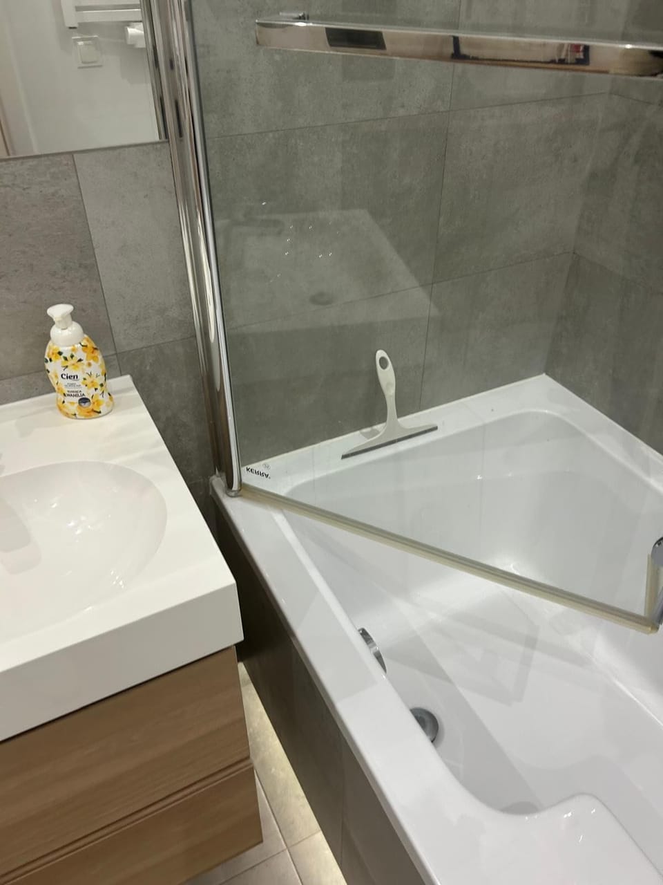 Comfort Apartment, River View | Bathroom