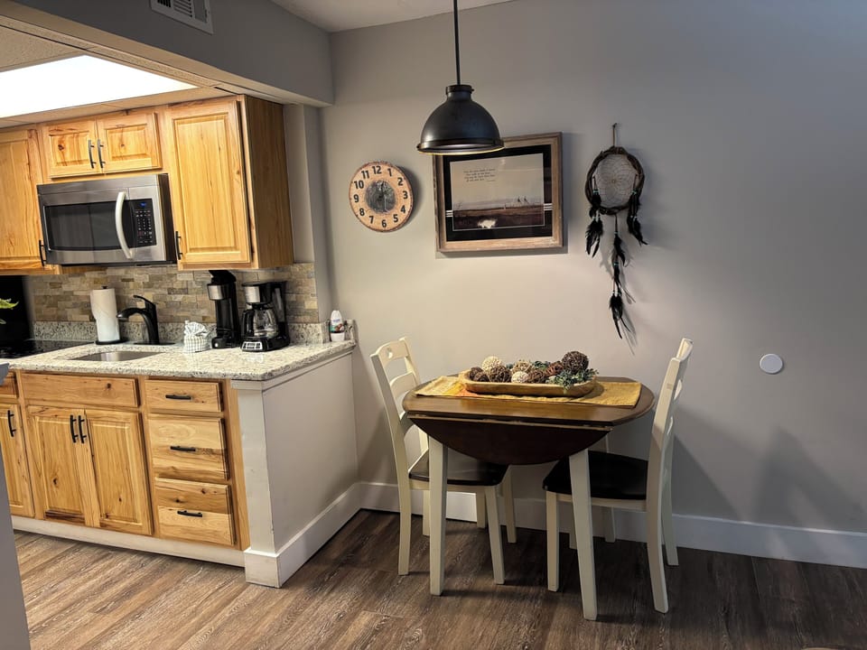 Condo, 1 Bedroom (106) | Private kitchen | Fridge, microwave, stovetop, coffee/tea maker