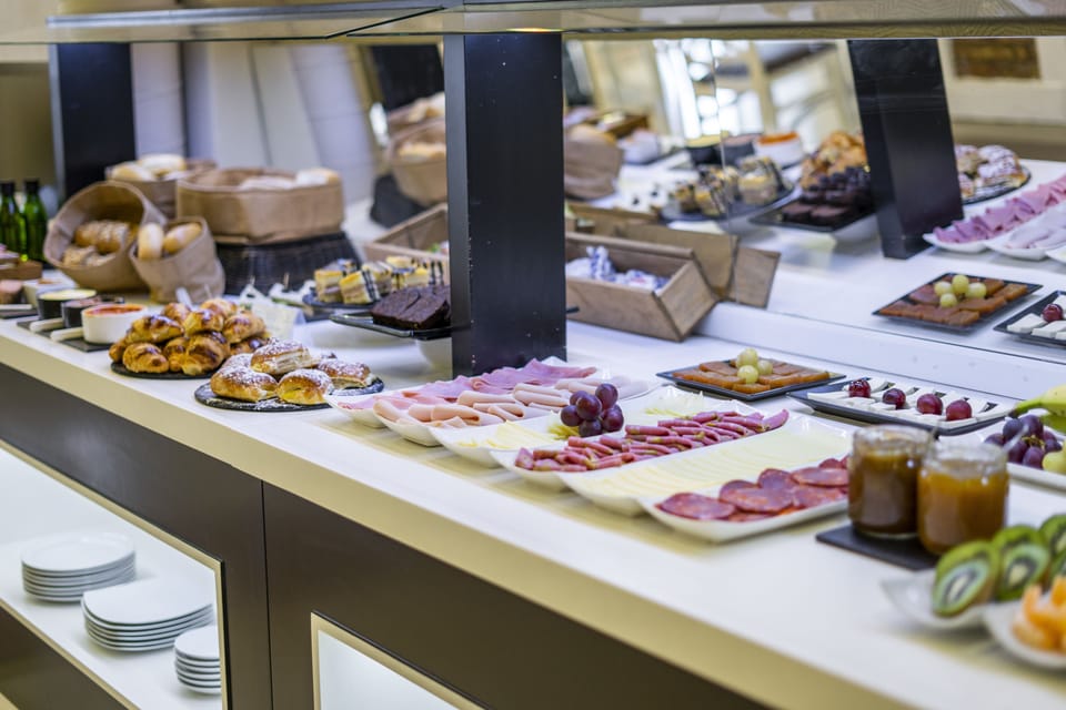 Daily continental breakfast for a fee