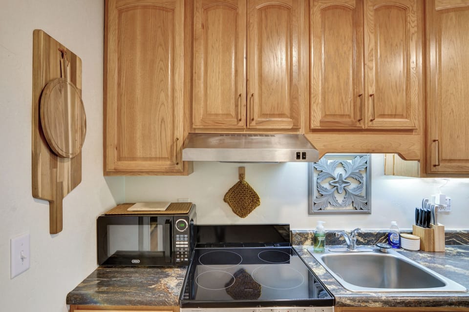 The kitchen is ready for home-cooked or chef level meals!