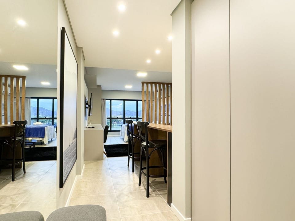 Bedroom,Living Room