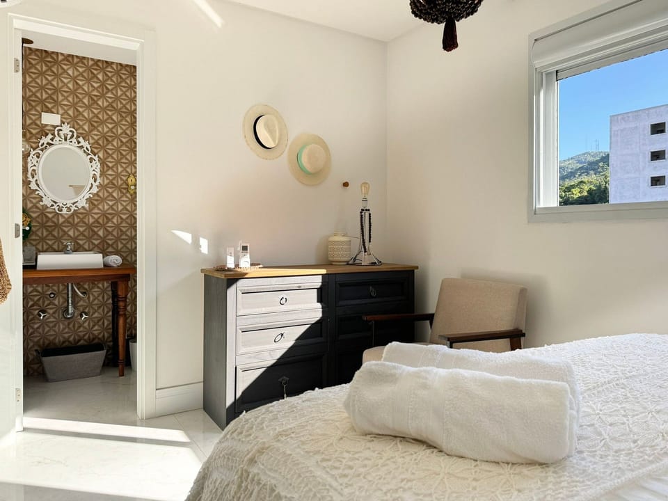 Toilet,Bedroom