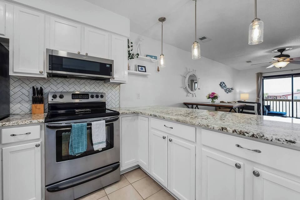 Kitchen (1)