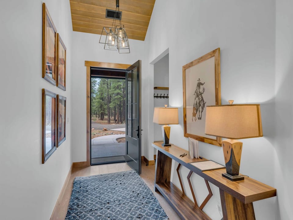 Entryway - Out