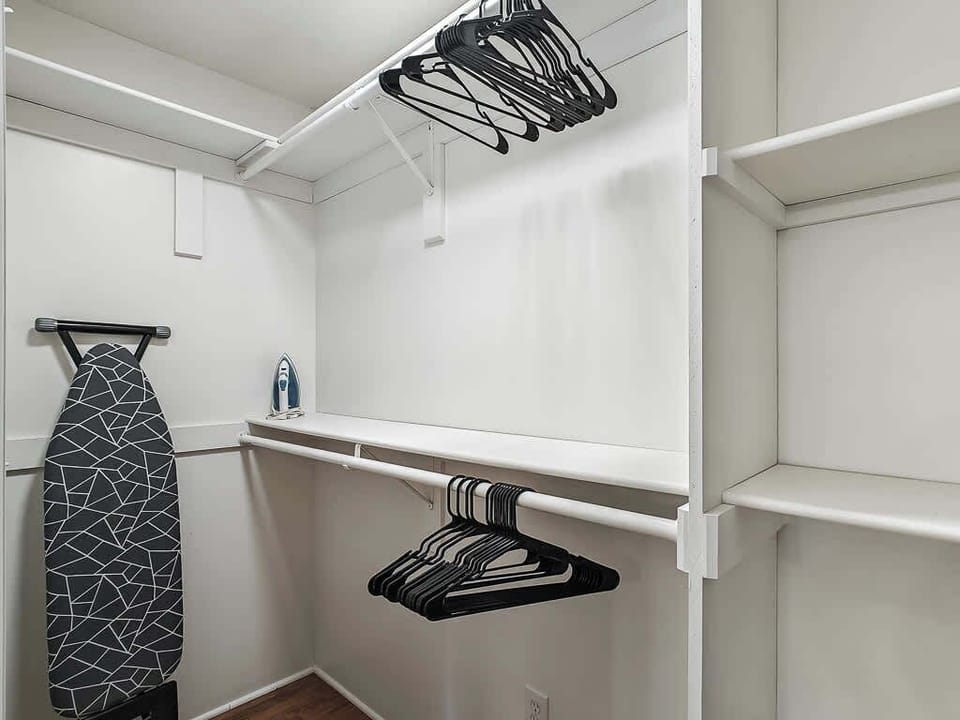 walk in closet
