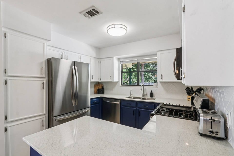Kitchen includes dishwasher, Keurig and drip coffee maker, toaster, microwave, refrigerator and all cooking accessories