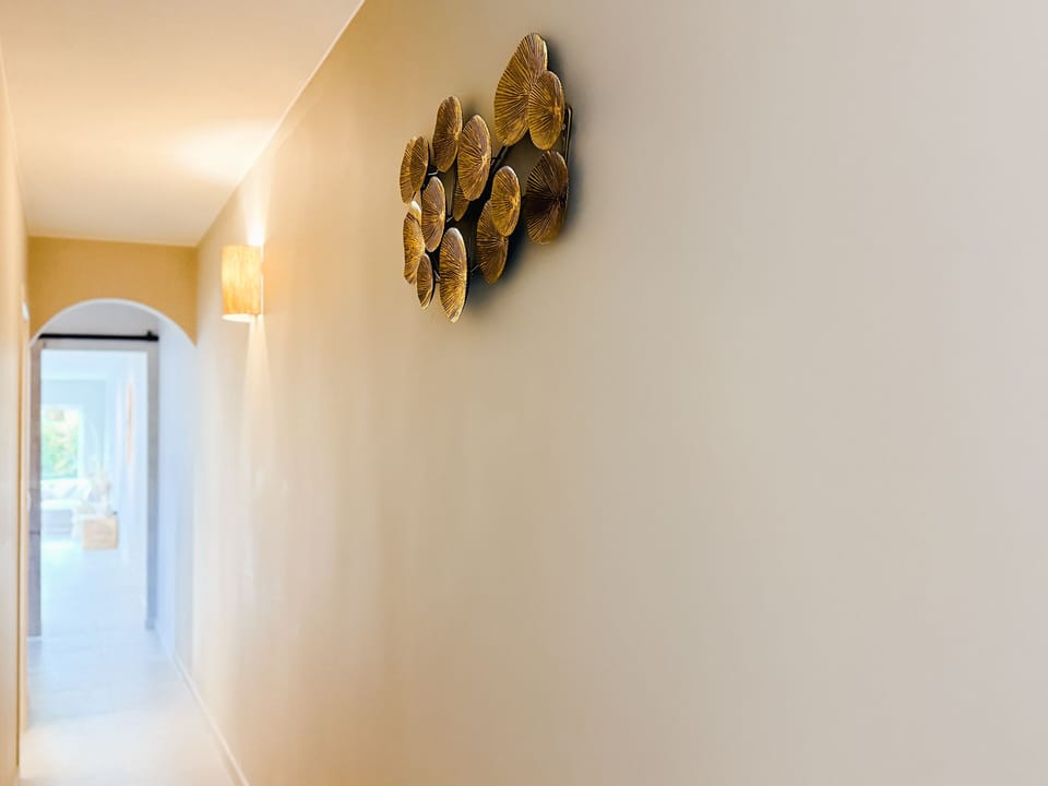 Entrance / Reception