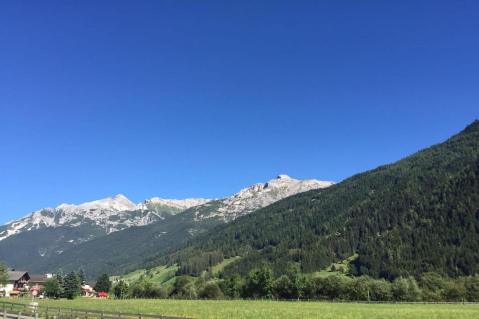 Region [summer] (>5 km)