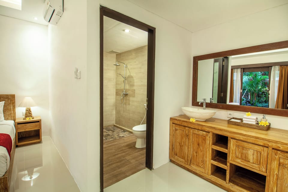 Deluxe Double Room, Pool View | In-room safe, iron/ironing board, free WiFi