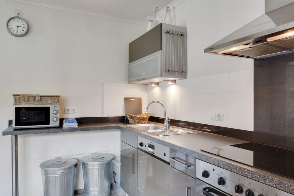 Apartment | Private kitchen | Electric kettle