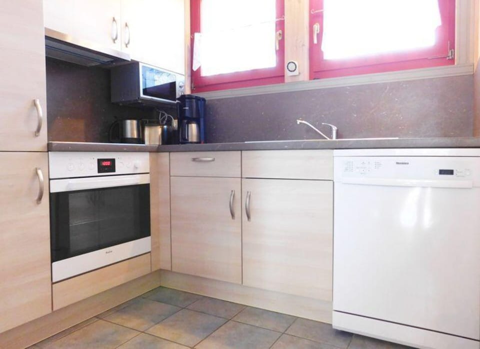 House | Private kitchen | Highchair