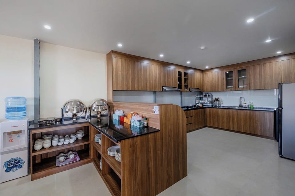 Mini-fridge, microwave, stovetop, rice cooker