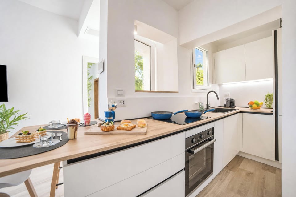 Standard Villa, 2 Bedrooms, 2 Bathrooms (Villa Assunta With Pool Near The Sea) | Private kitchen