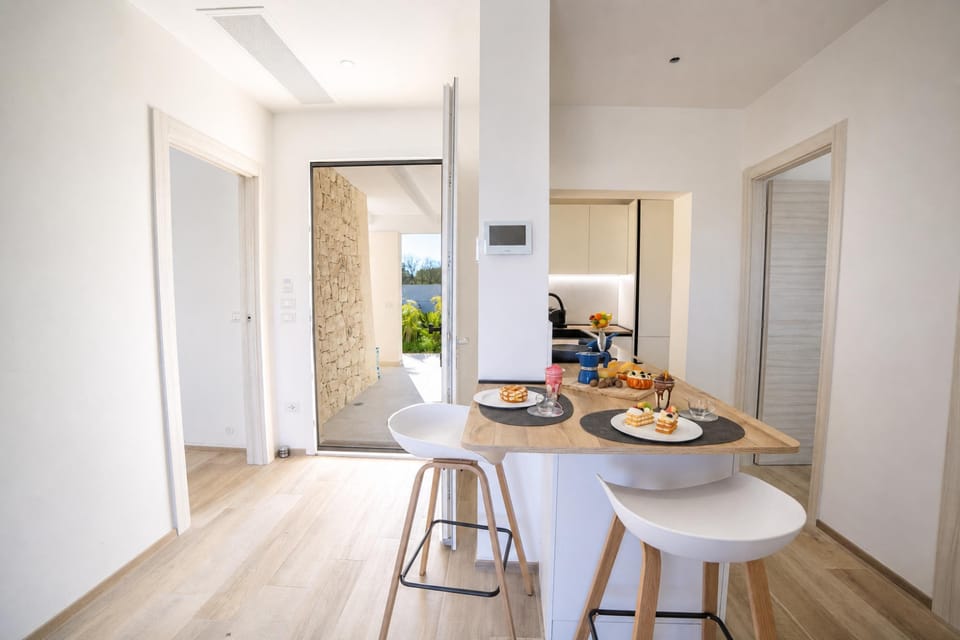 Standard Villa, 2 Bedrooms, 2 Bathrooms (Villa Assunta With Pool Near The Sea) | Dining