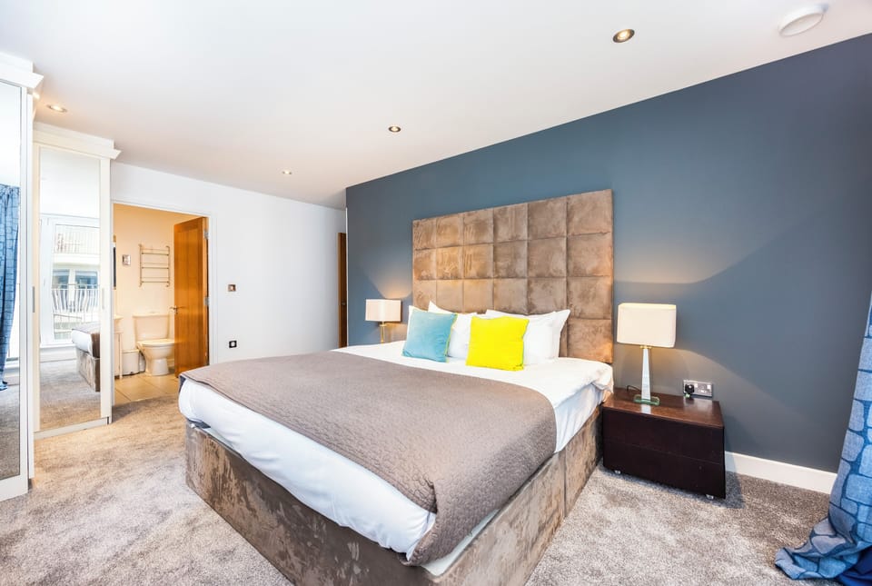 Executive Apartment, City View | 2 bedrooms, iron/ironing board, free WiFi