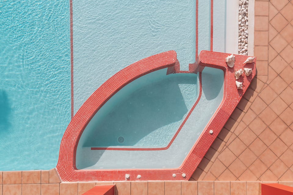 Pool Jacuzzi