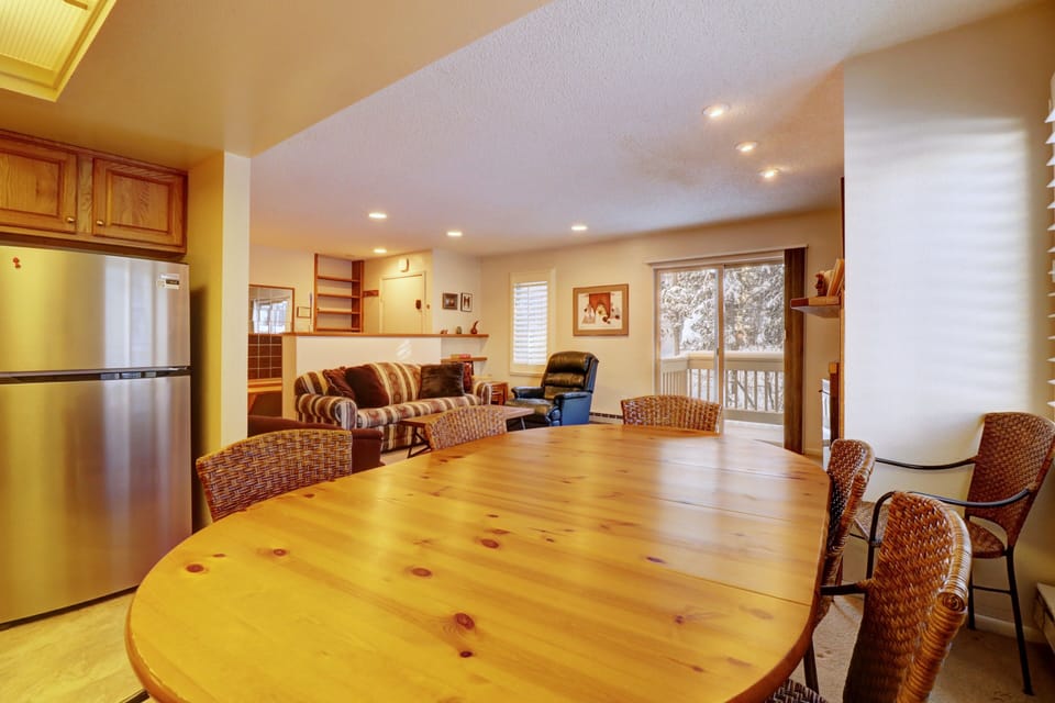 Condo, 2 Bedrooms | Interior