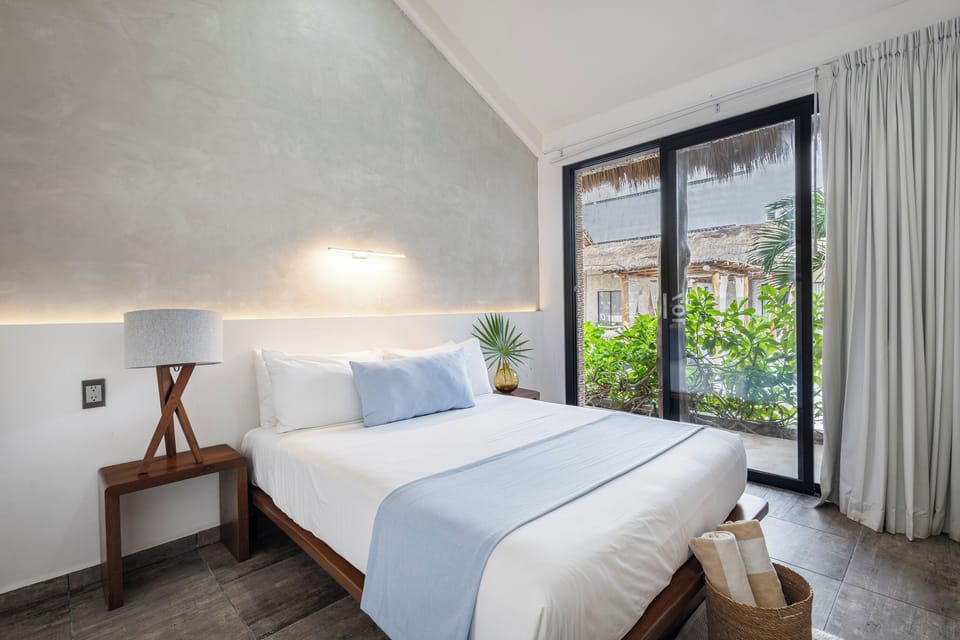 Deluxe Suite, 1 Queen Bed, Private Bathroom, Pool View | View from room