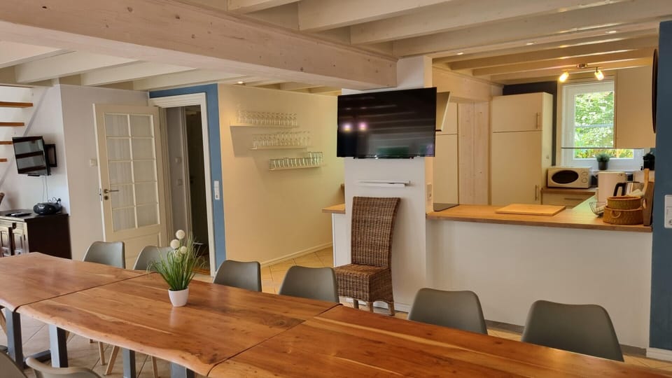 House | Dining